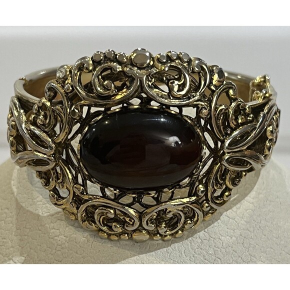 Victorian Goth Gold-tone Glass Carnelian Stone Clamper Bracelet Old Money - Picture 2 of 10